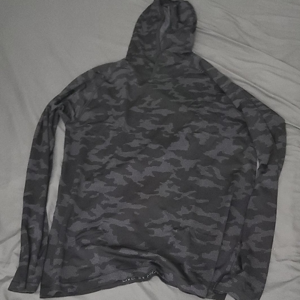 Metal vent tech LS hoodie 2.0....